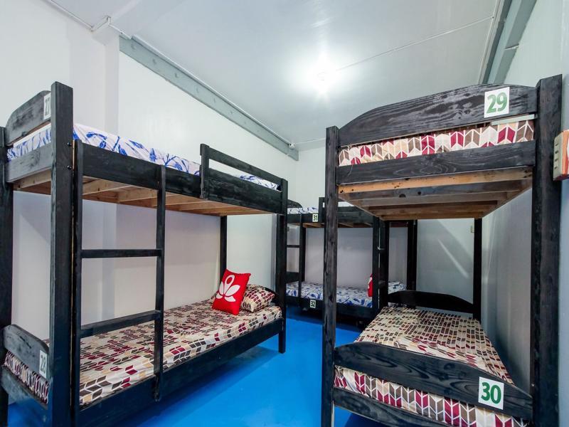 Zen Hostel Haven Backpackers Макати Экстерьер фото